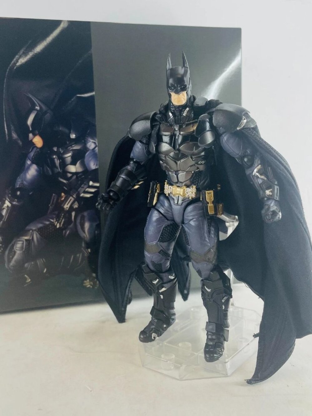 Batman Arkham Knight Action Figure 6.5" w/ Accessory Hands & Stand Base